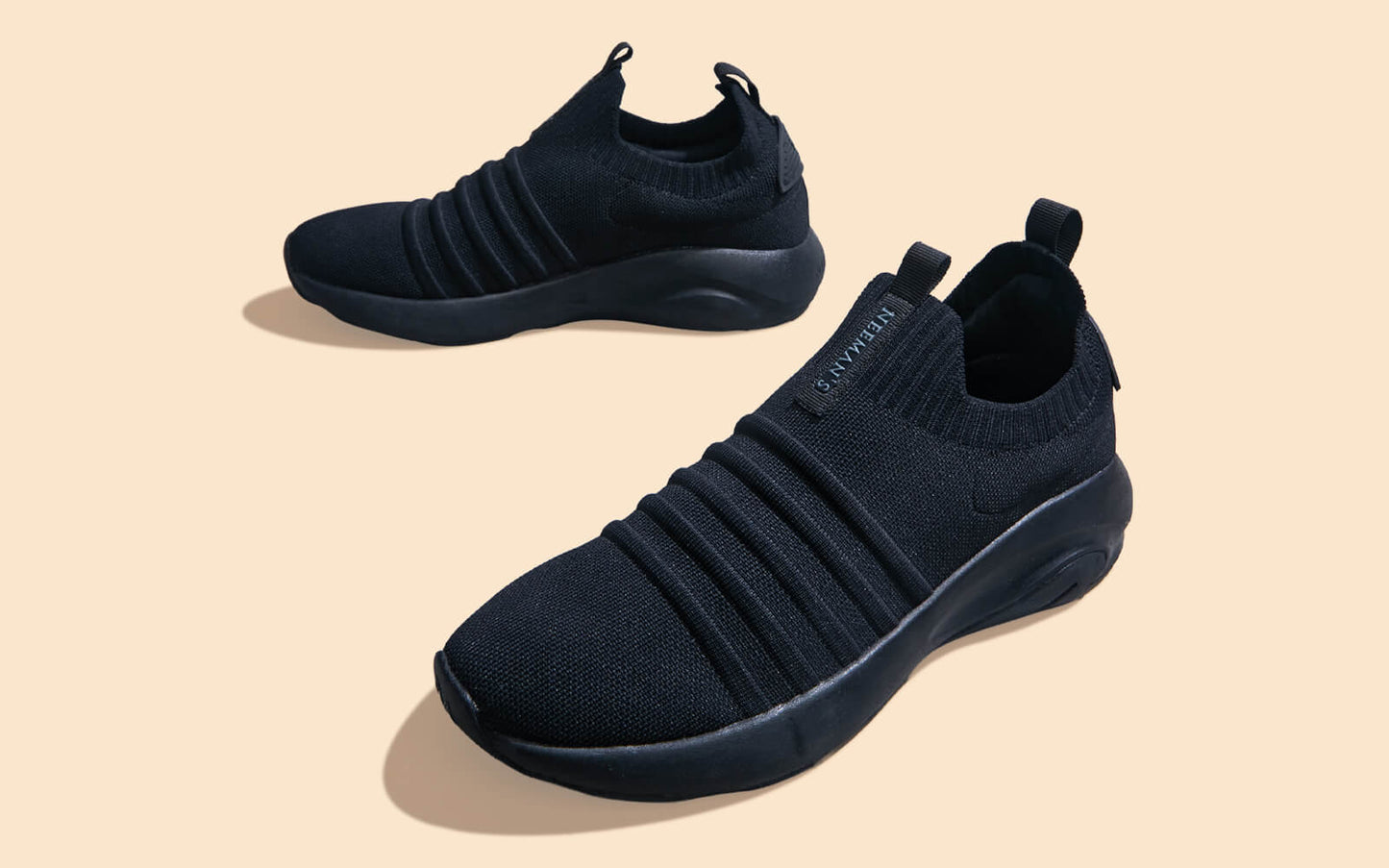 Begin Walk Breeze : All Black by My Store
