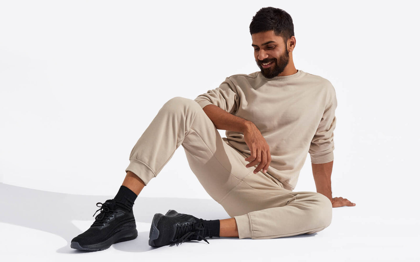Dashing Walkers – Black | Stylish & Comfortable Black Walking Shoes for Daily Wear