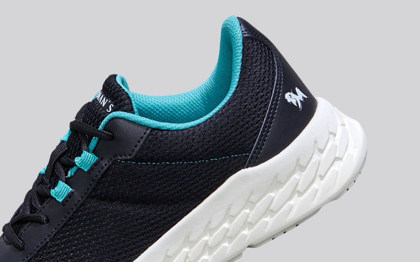 Relaxed Sporties : Black-Teal by My Store