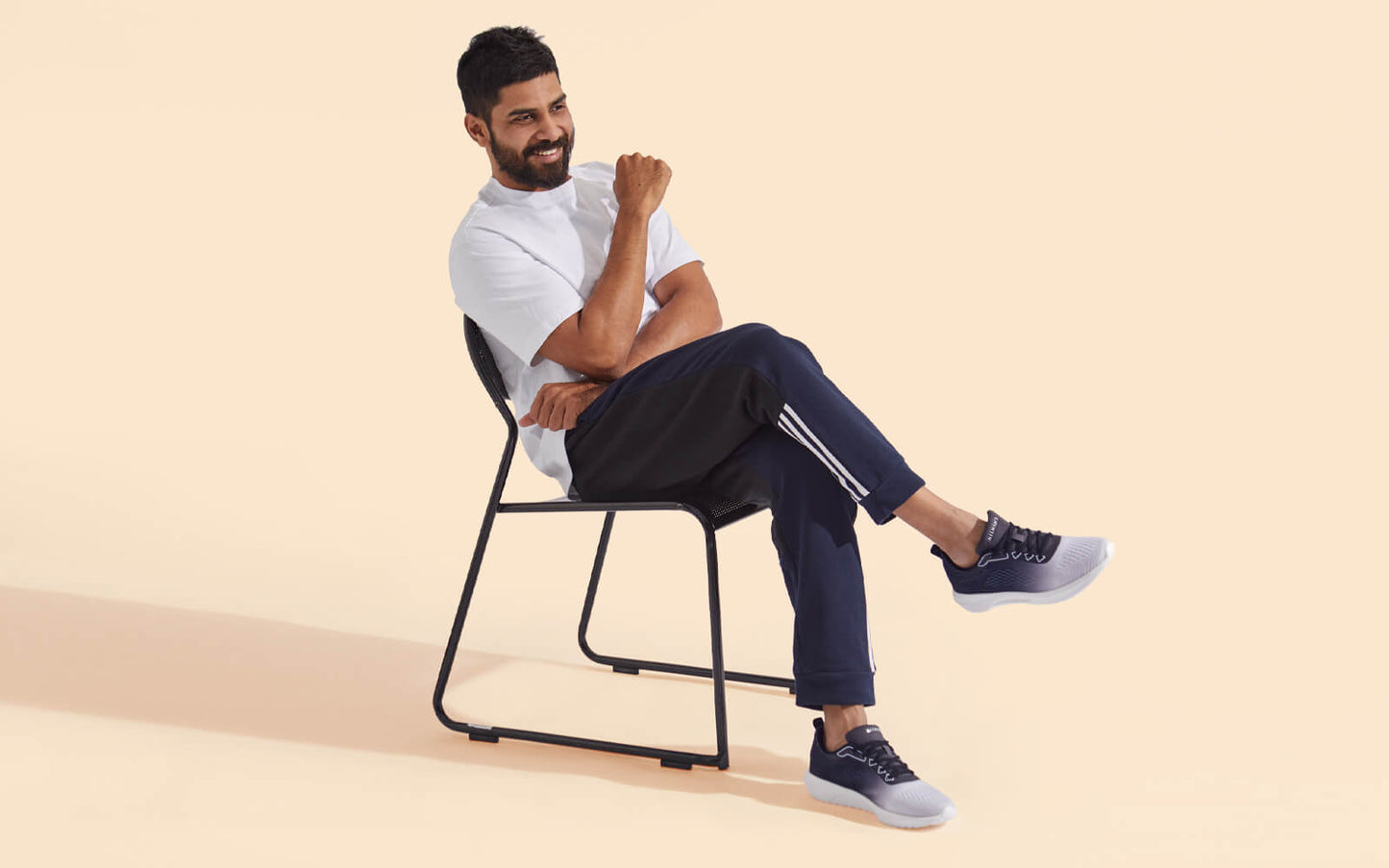 The Loungesters : Black-White by My Store