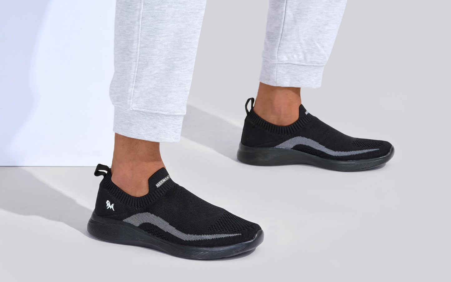 Everyday Basic Slip Ons : Black by My Store