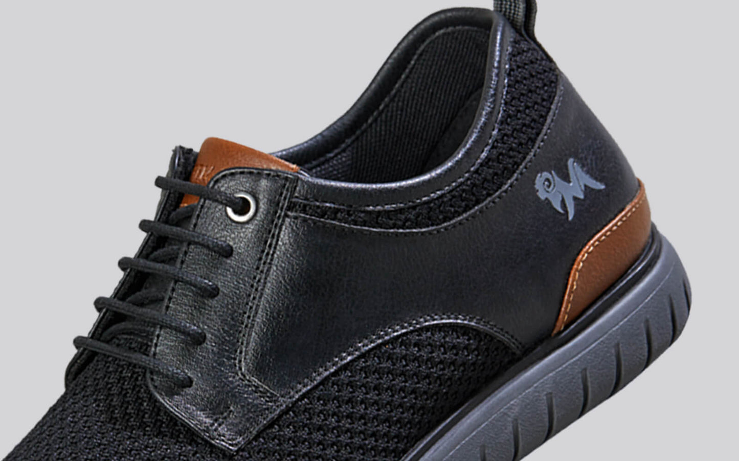 The Derbies : Black by My Store