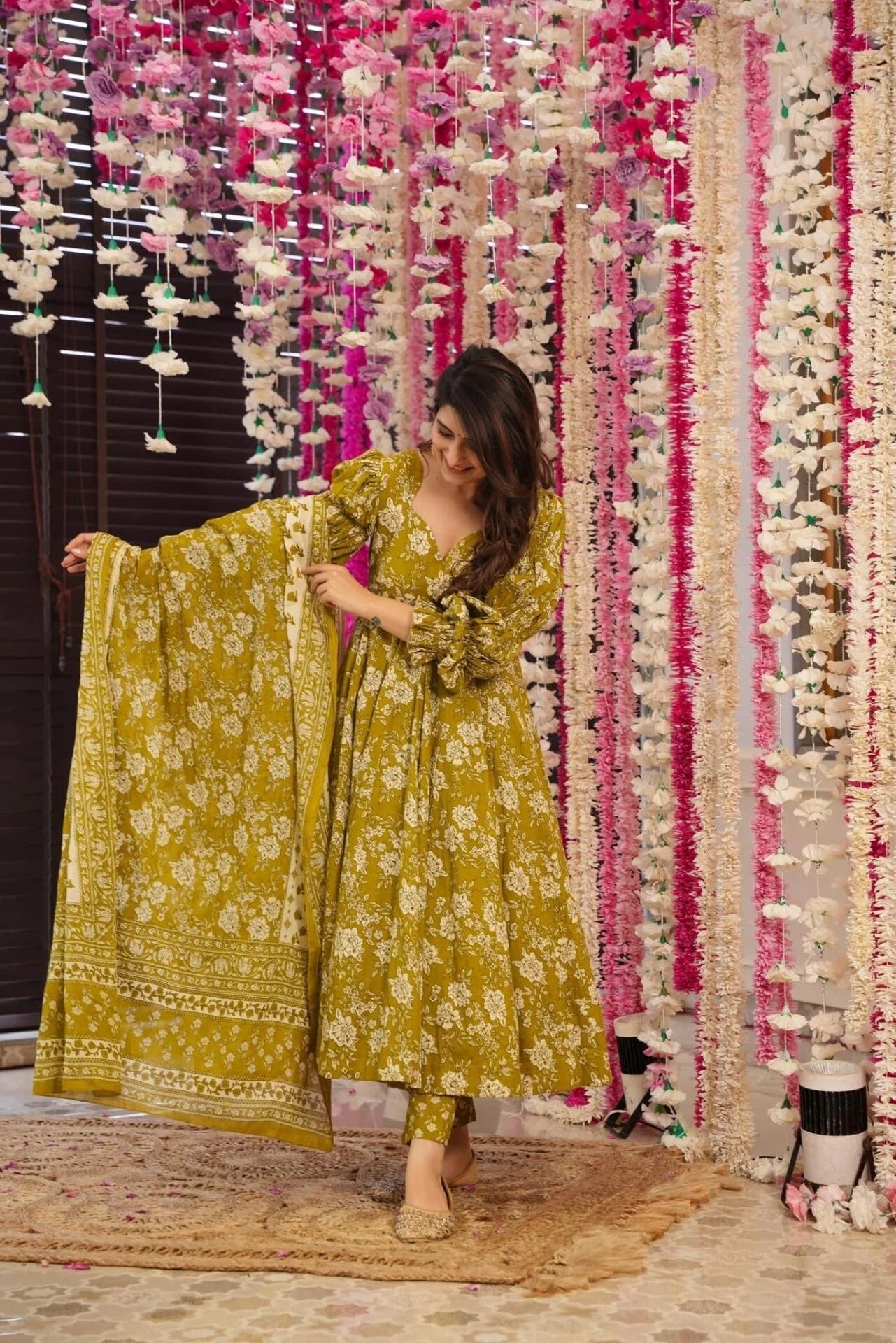 Festival Wear Olive Kurta set For Women