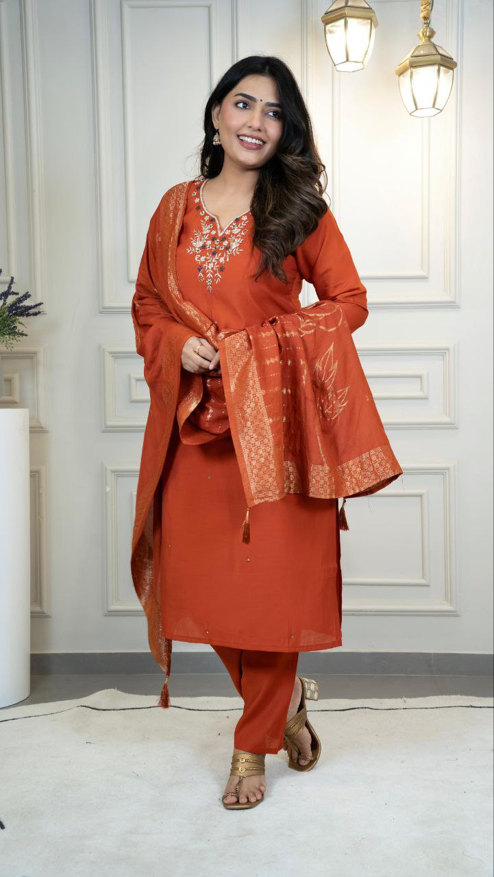 Designer Orange Kurta Set – Traditional & Modern Fusion Look