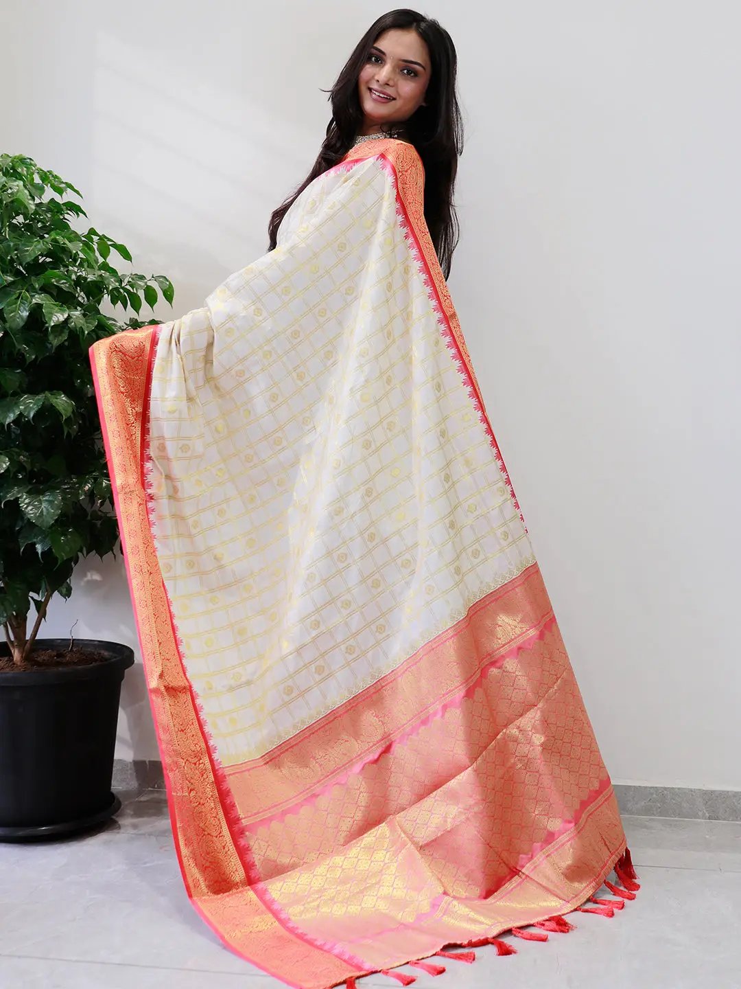 Divine Elegance Attractive Soft Silk Temple Border Gadwal Saree by My Store
