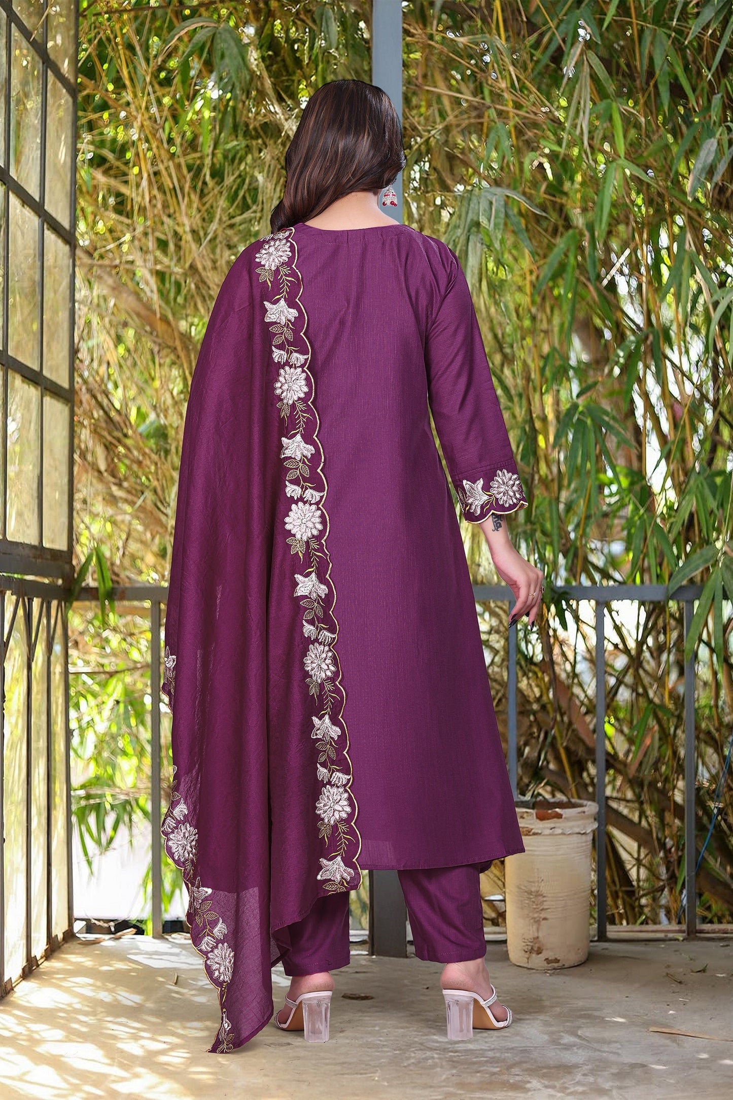 Ethenic Purple Kurta Set For Women
