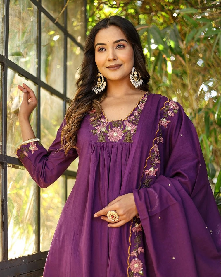 Ethenic Purple Kurta Set For Women