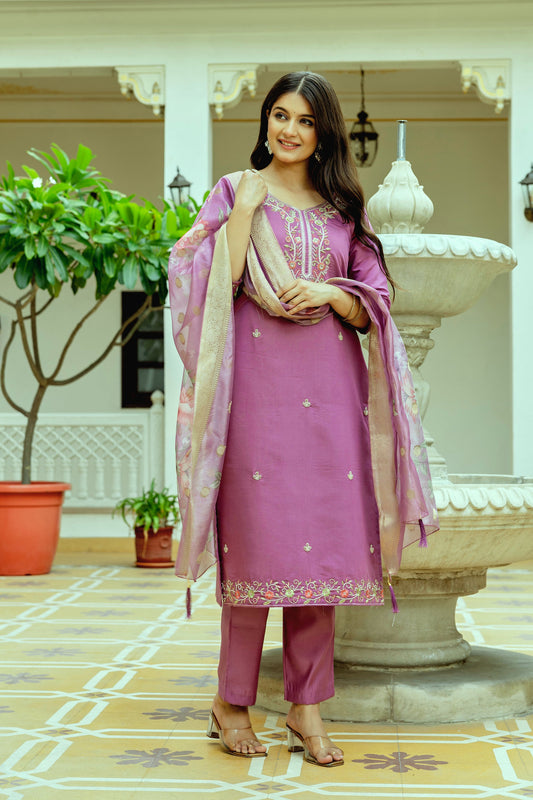 Lilac Grace Women's Kurta Set