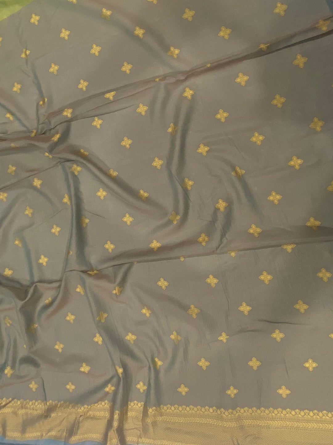 Lime Patola And Kalamkari Fusion Saree by My Store