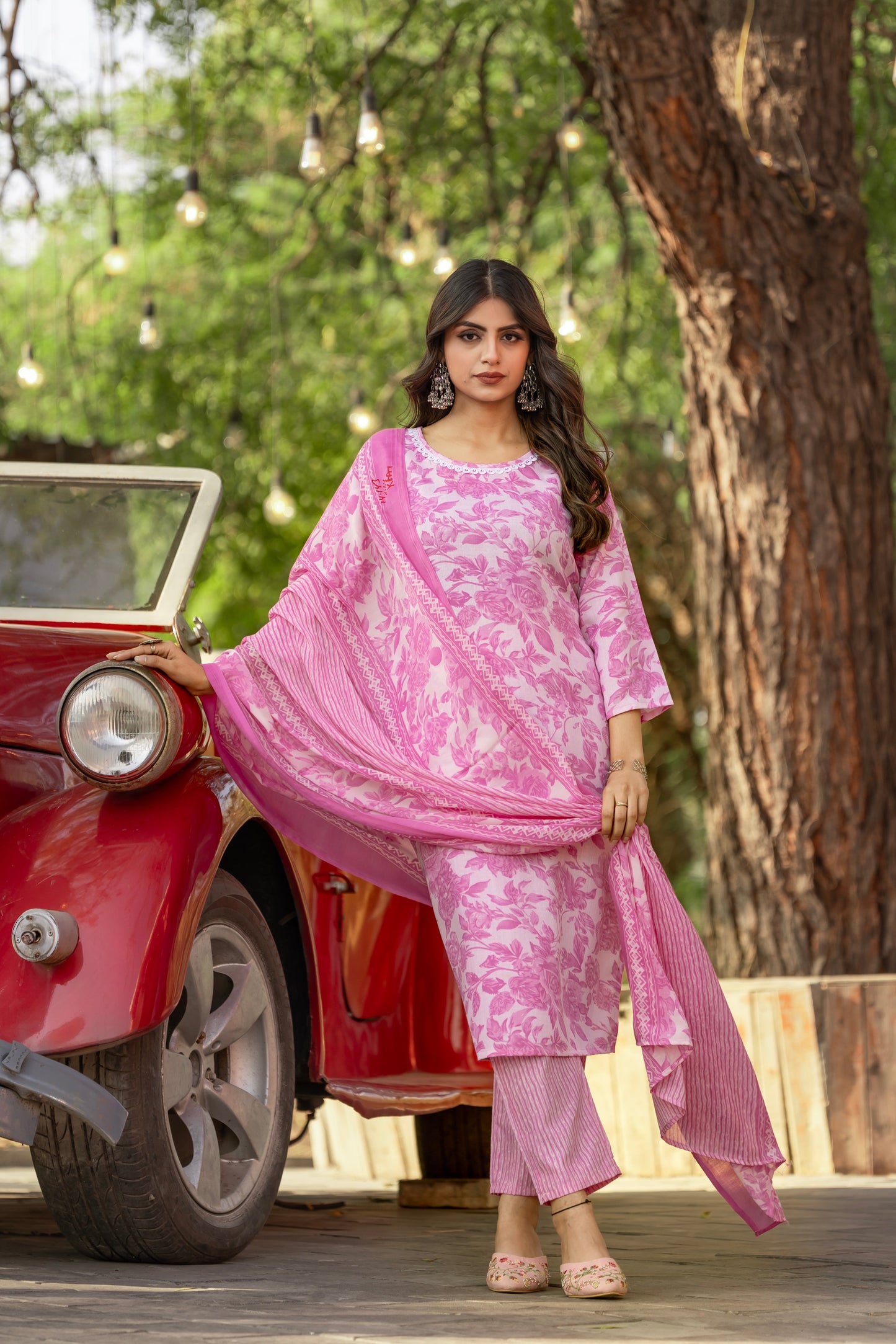 Styles Pink Kurta Set For Women