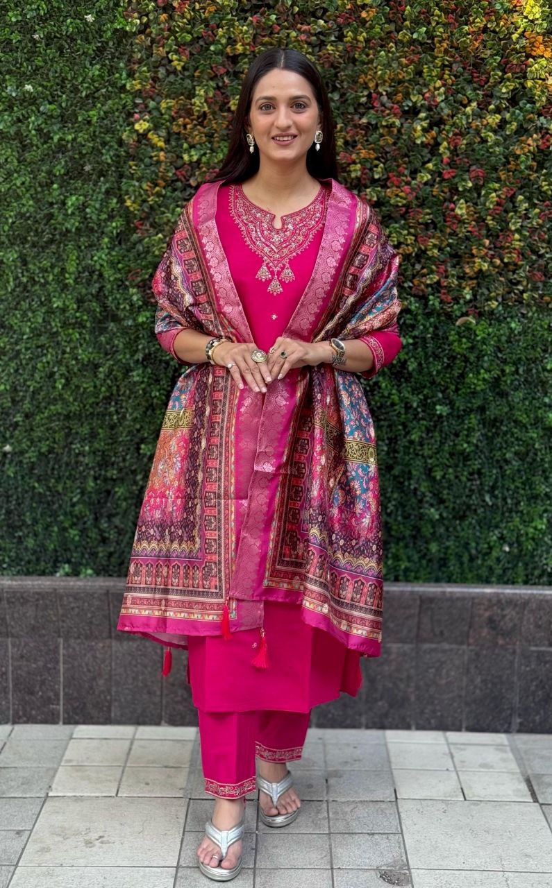 Graceful Glow Dark Pink Ensemble Kurta Set