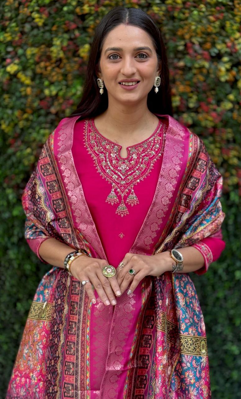 Graceful Glow Dark Pink Ensemble Kurta Set