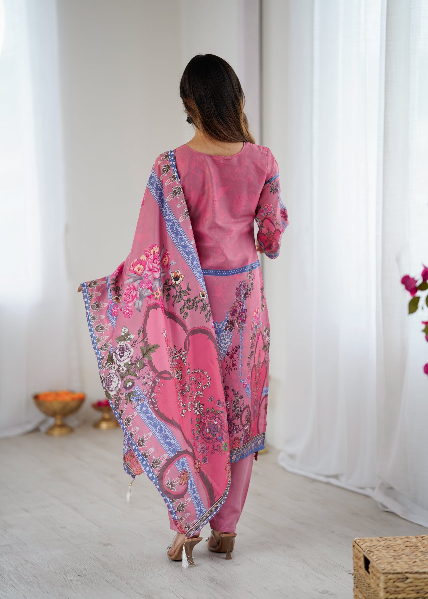 Blush Elegance Pink Kurta Set For Women