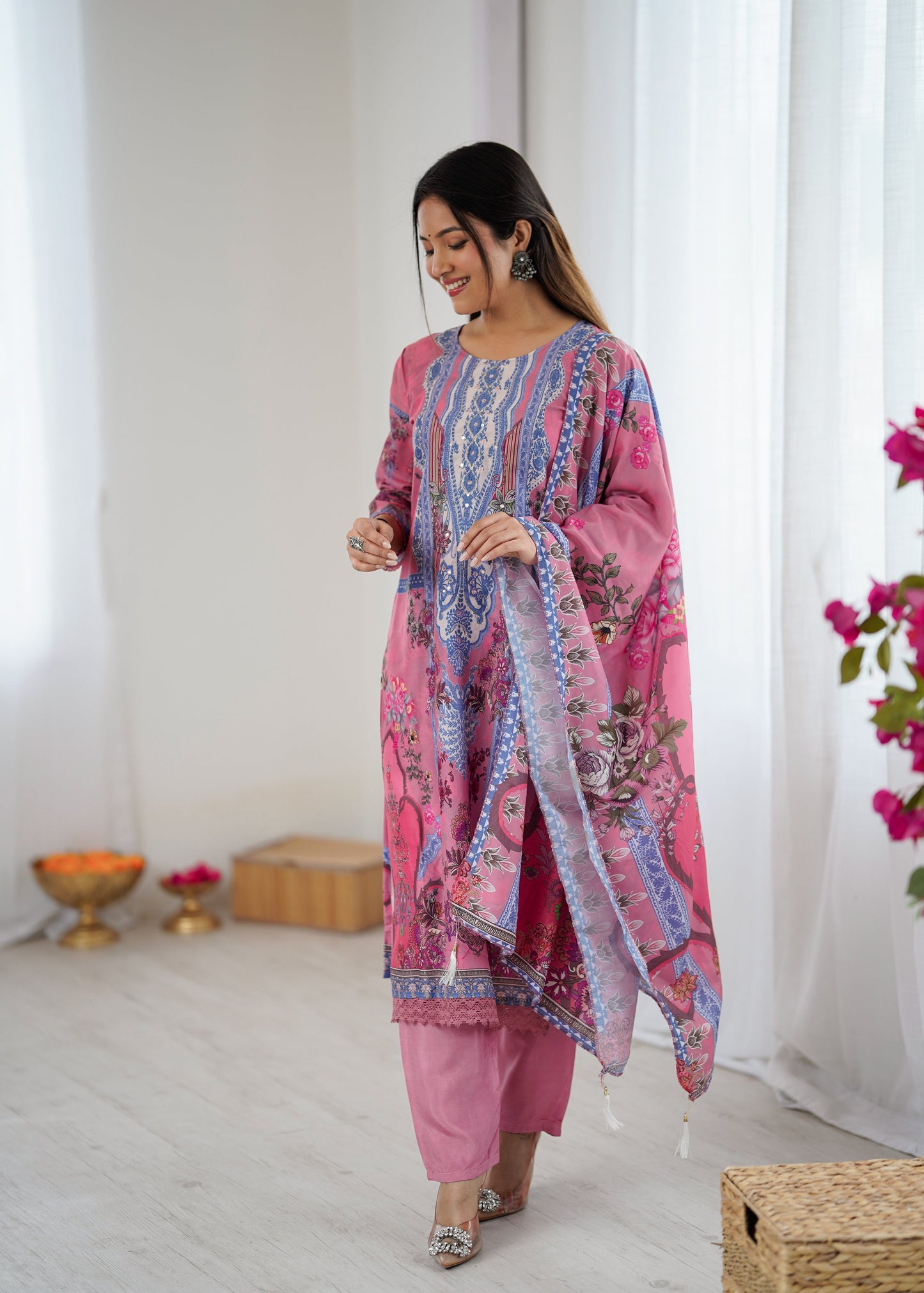 Blush Elegance Pink Kurta Set For Women