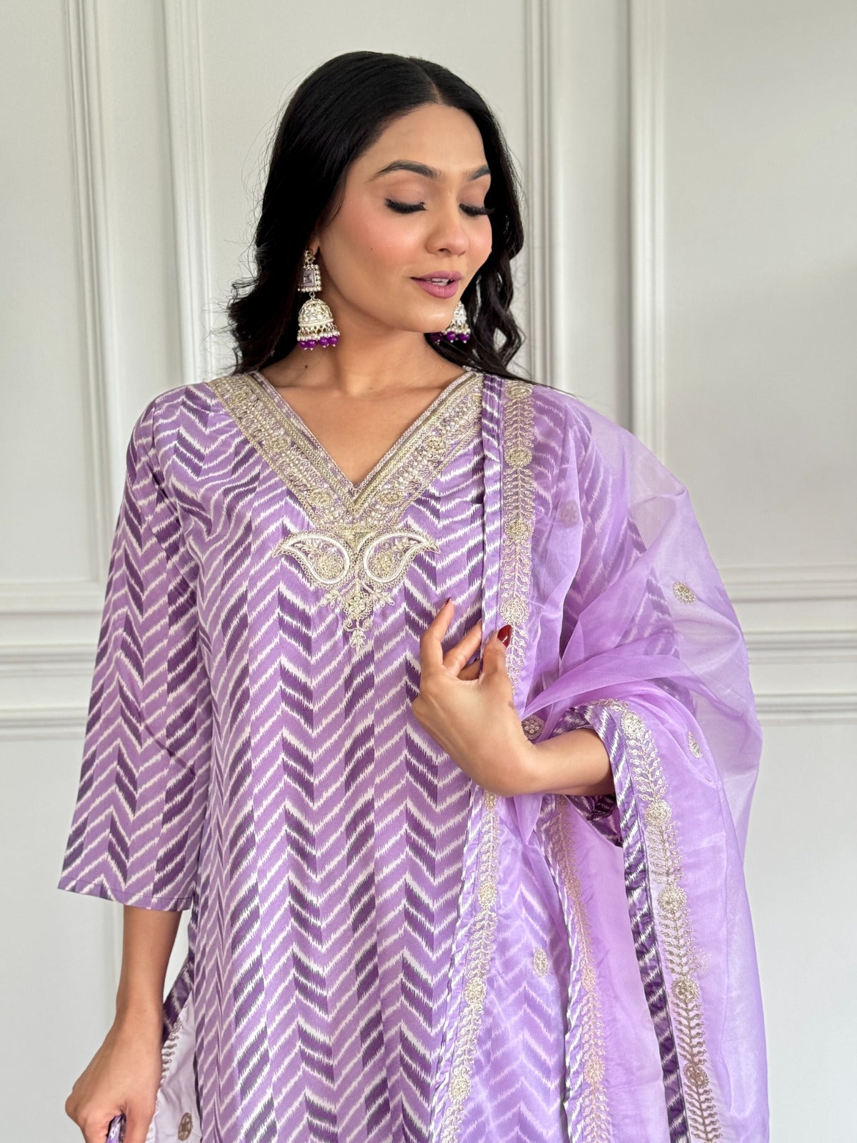 Elegant Purple Chevron Kurta Set with Embroidered Dupatta