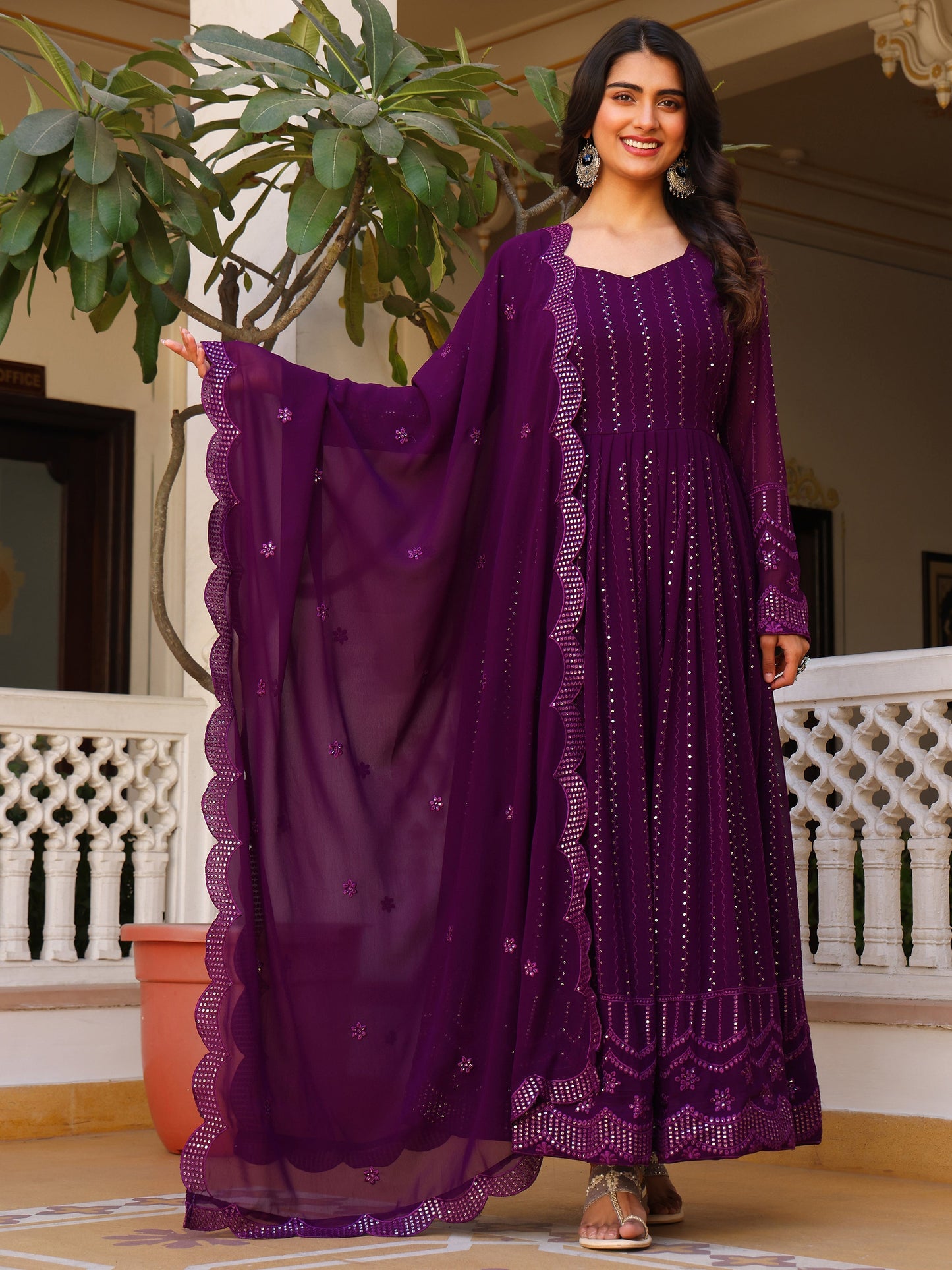 designer Ethenic Kurta Set For Ladies