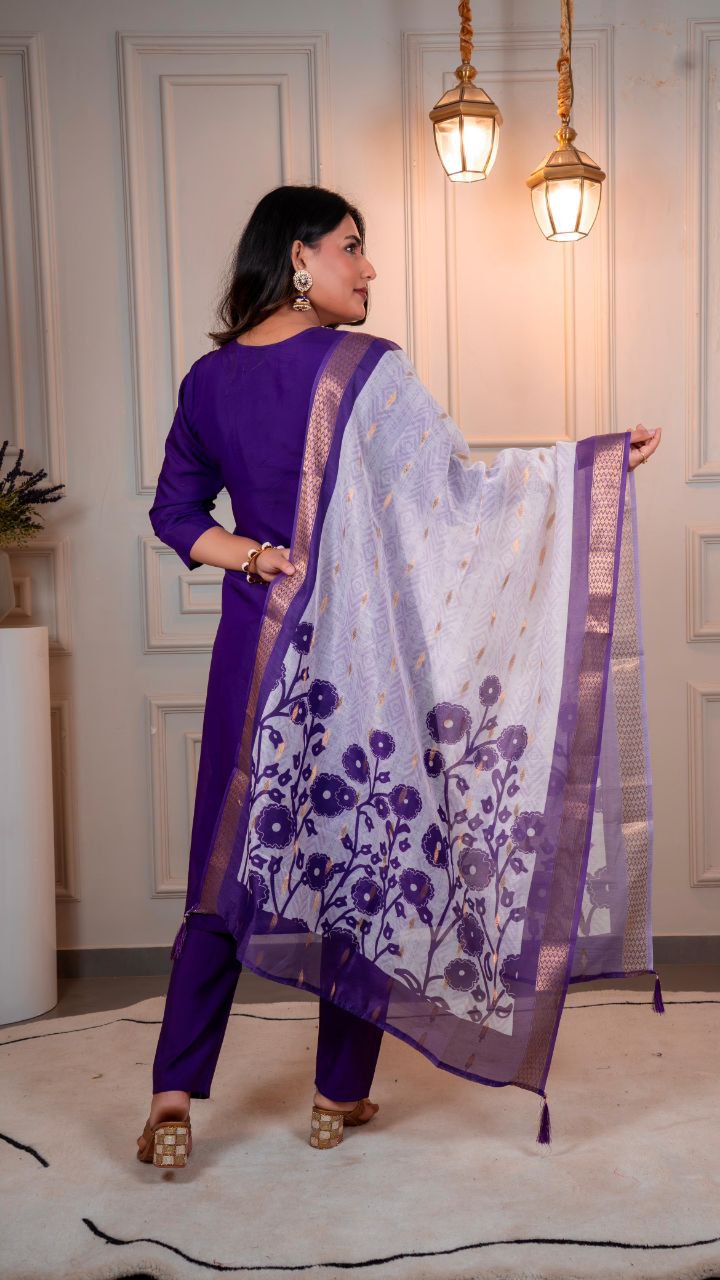 Graceful Purple Kurta Set for Women