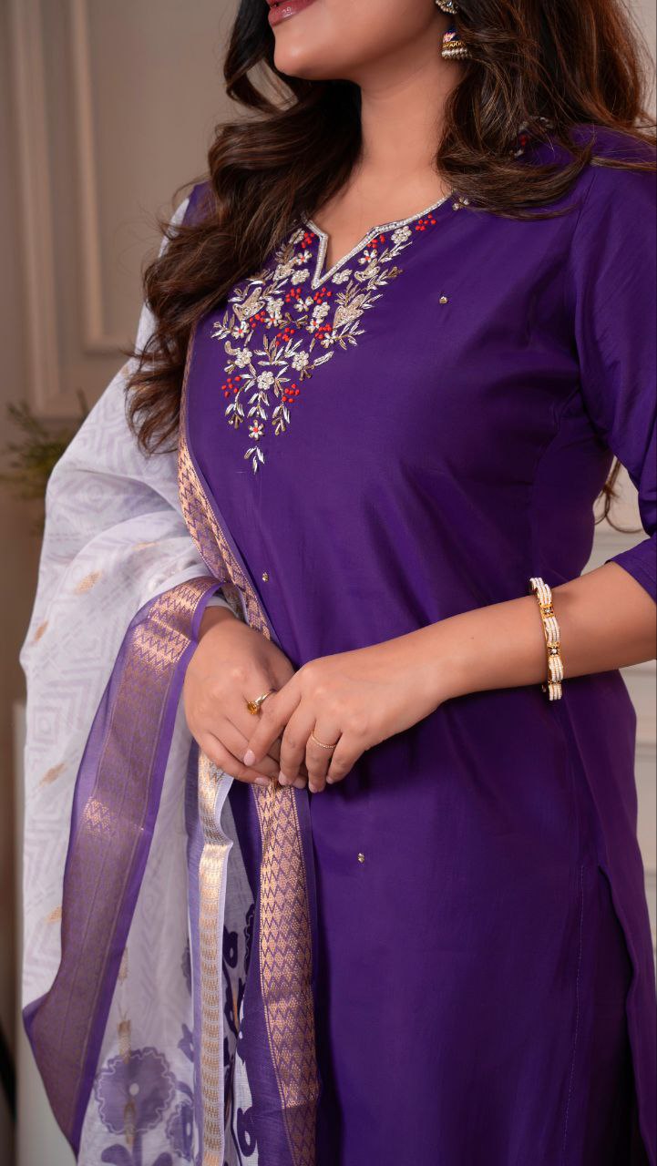 Graceful Purple Kurta Set for Women
