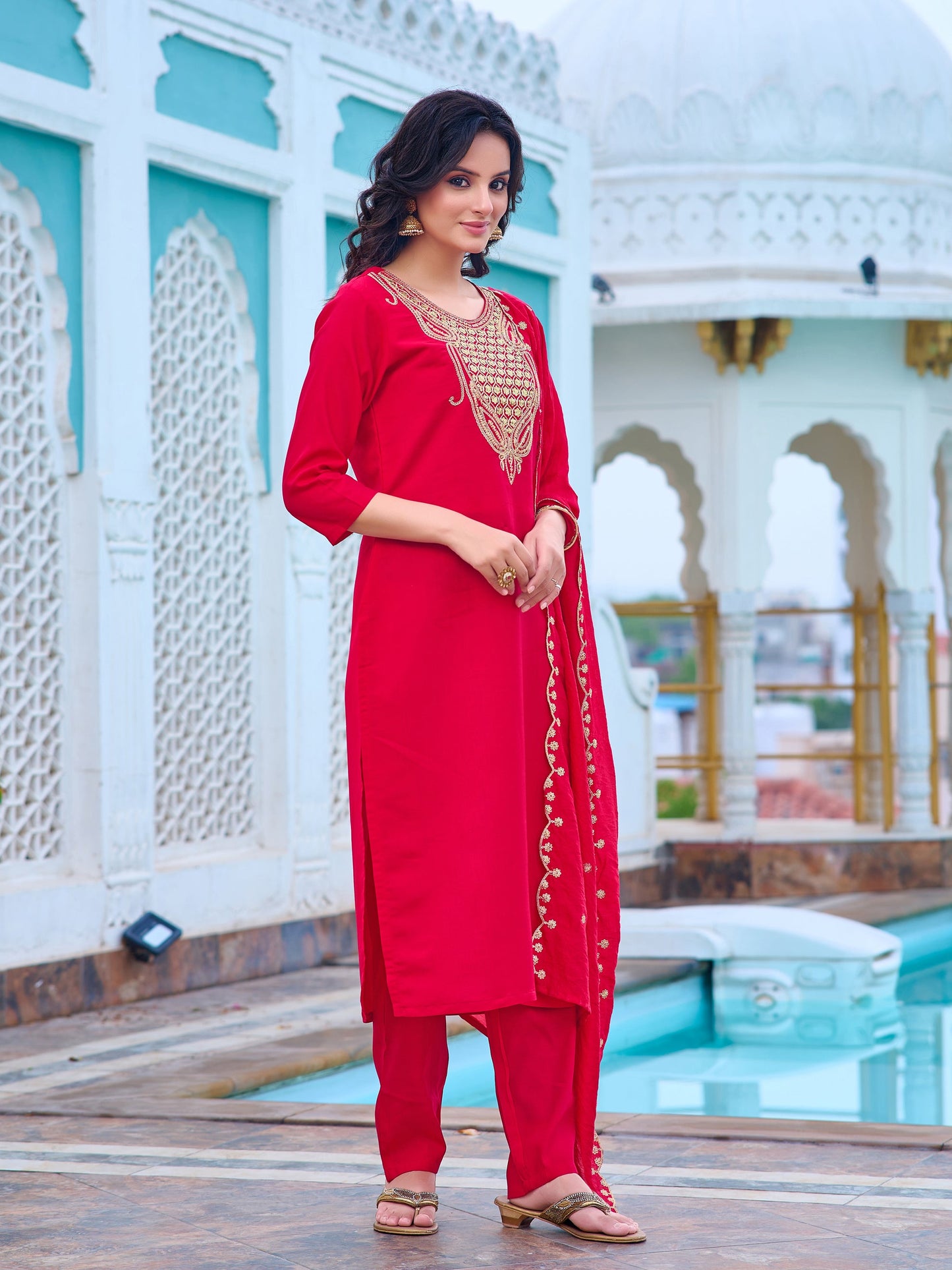 Trending Women Wear Kurta Set Zari And Sequence Work