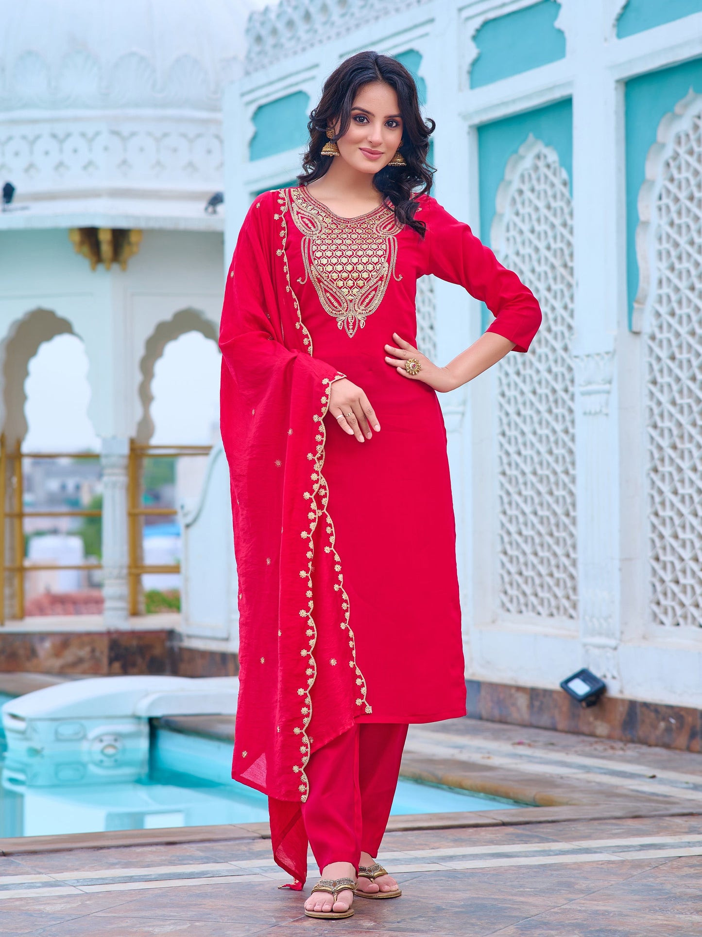 Trending Women Wear Kurta Set Zari And Sequence Work