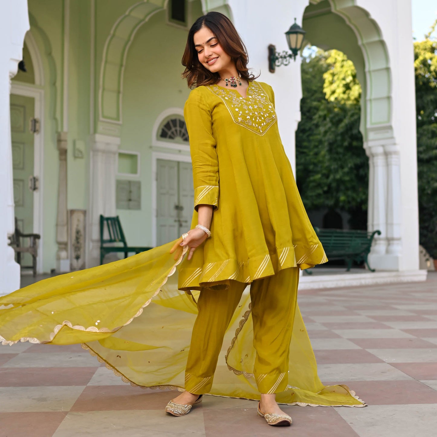 BINDIYA SUIT SET