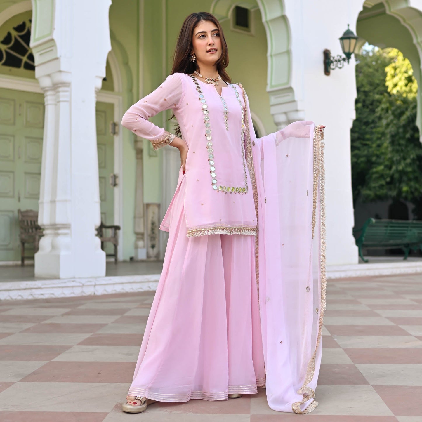 ANUKRITI SUIT SET