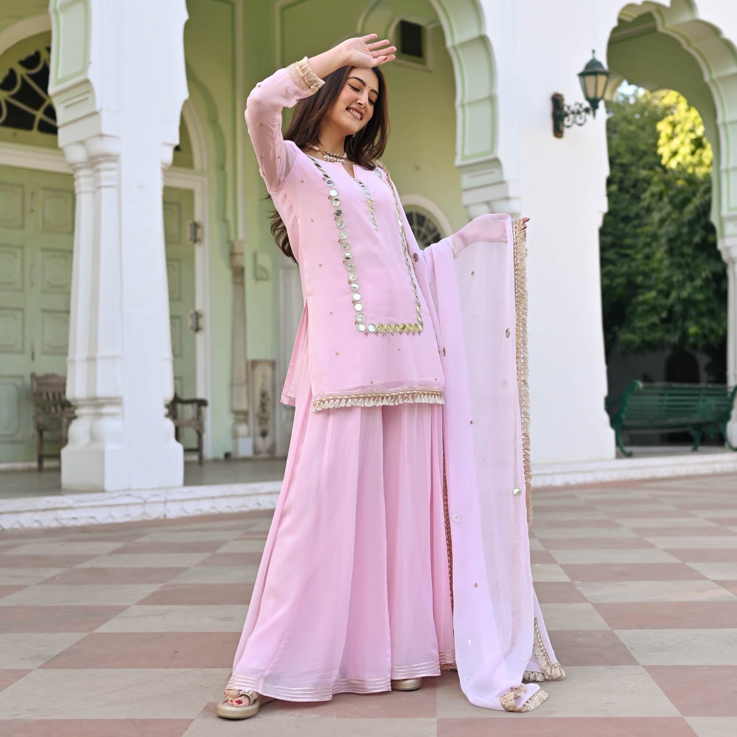 ANUKRITI SUIT SET