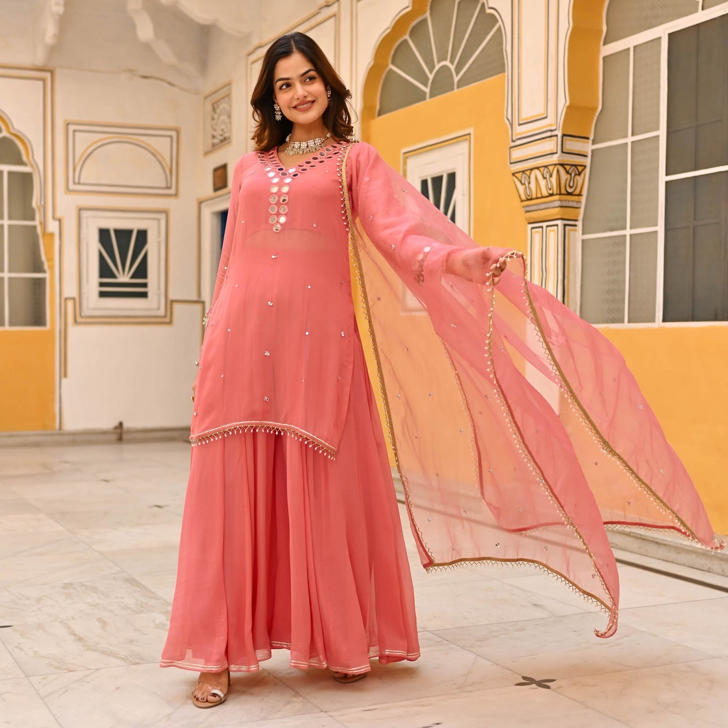 ADVIKA SUIT SET