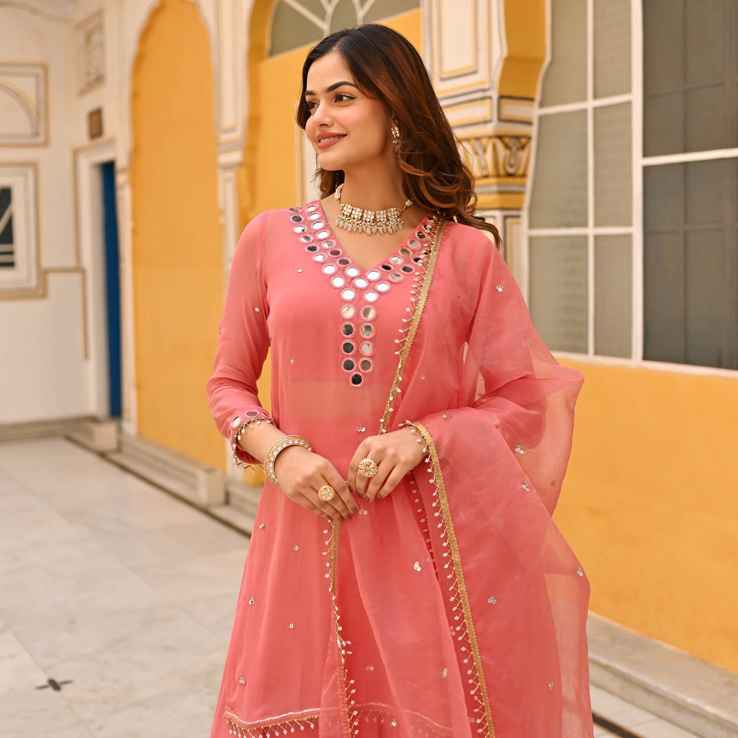 ADVIKA SUIT SET