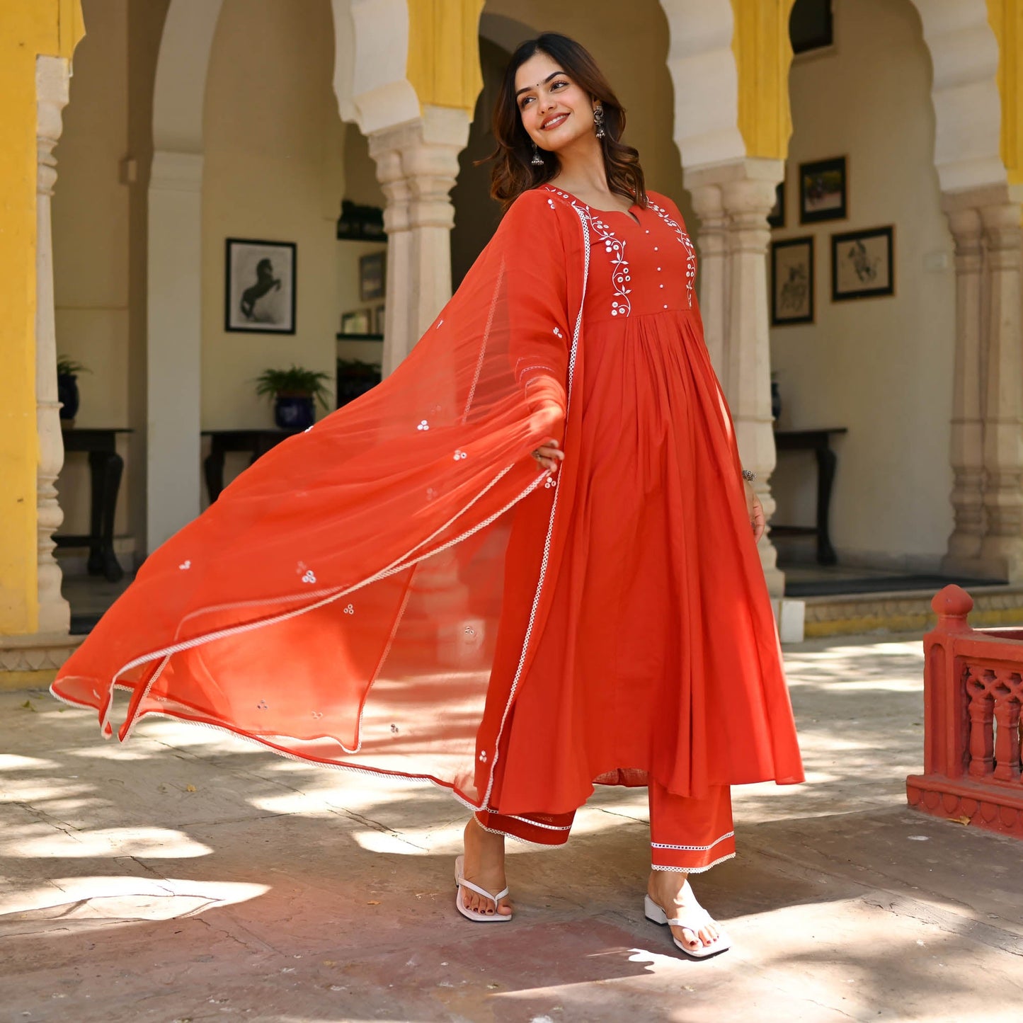 PALLAVI SUIT SET