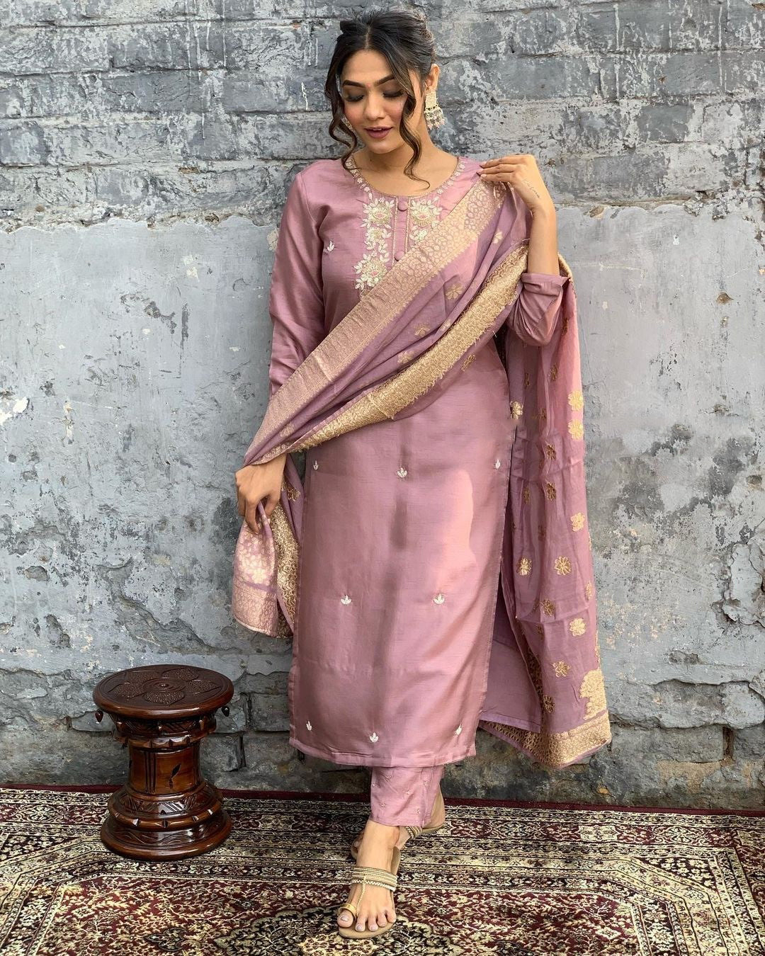 Party Wear Viscos Onion Kurta Set