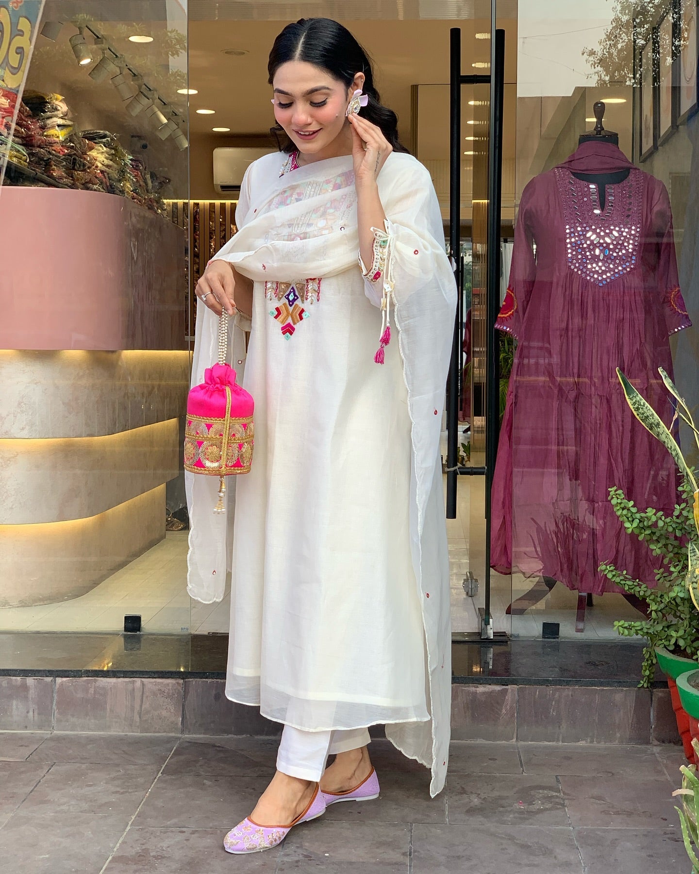 Exquisite Off-White Embroidered Kurta Set with Sheer Dupatta