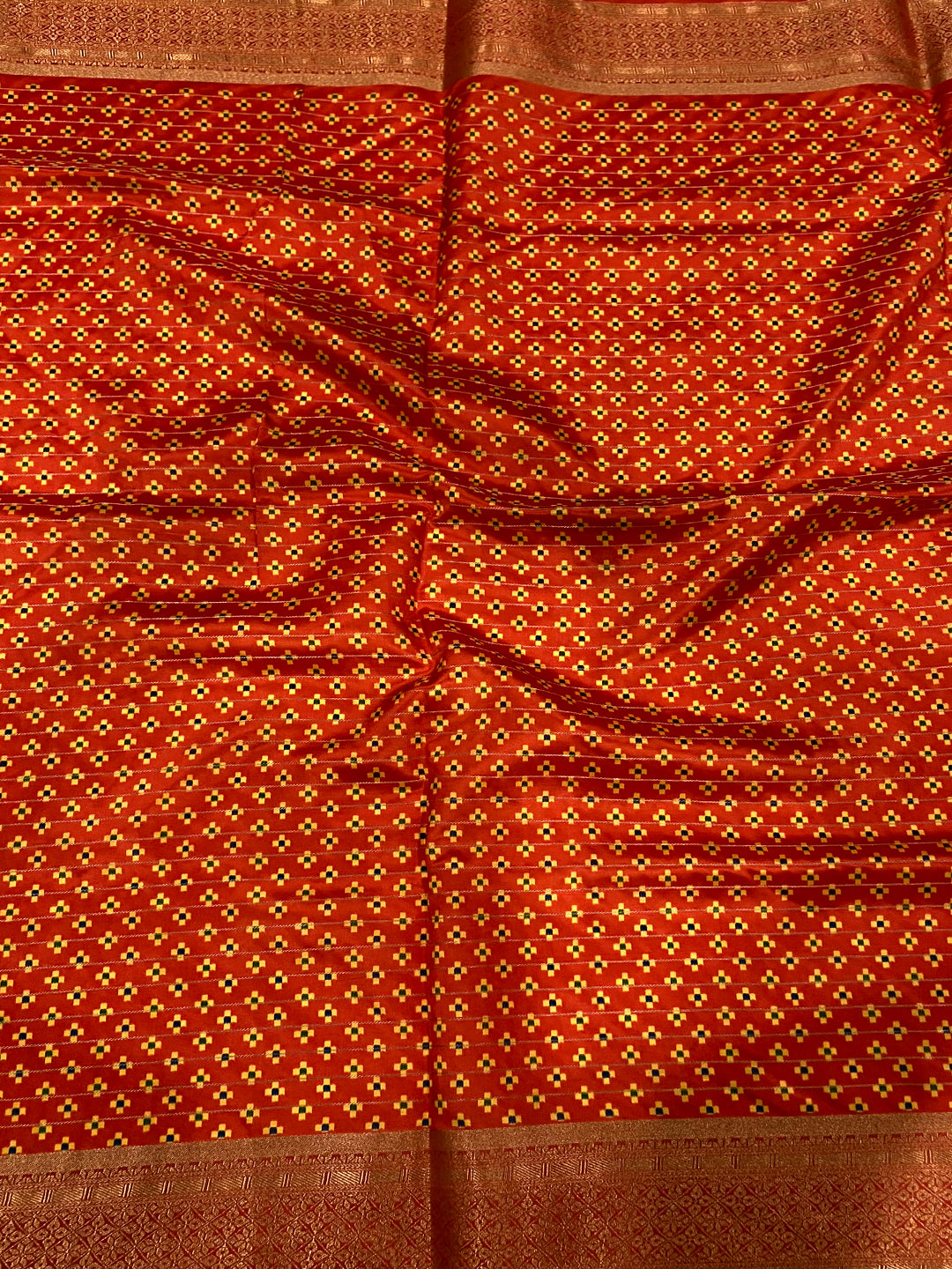 Designer Soft Silk Zari Chex Saree by My Store