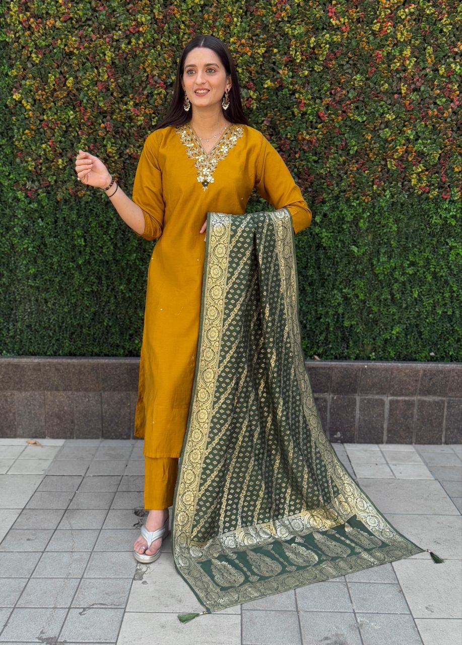 Yellow Kurti Set with Green Dupatta – Elegant Traditional Outfit for Women