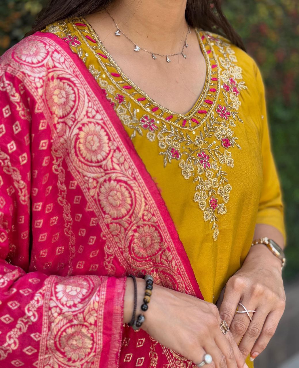 Trendy Yellow Kurta Set with Pink Dupatta – Comfortable & Chic Ethnic Look