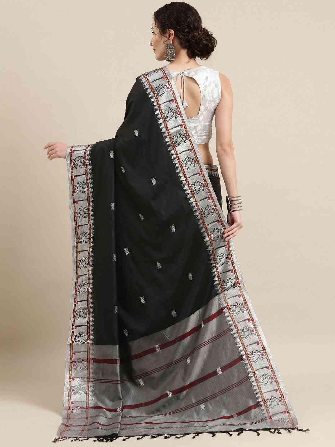 Beautiful Black Zari Silk Cotton Paithani Saree