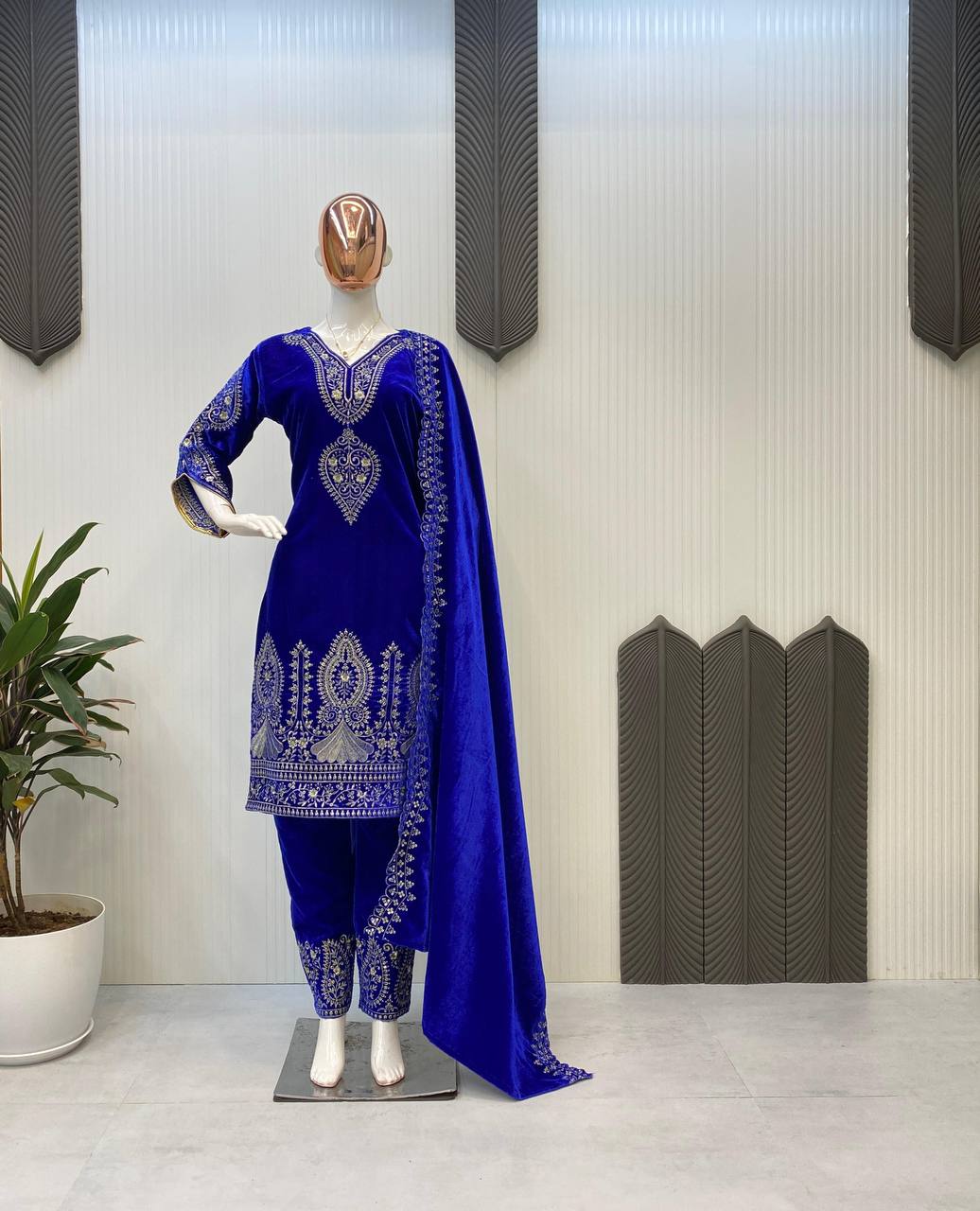 Festival Wear Velvet Blue Kurta Set