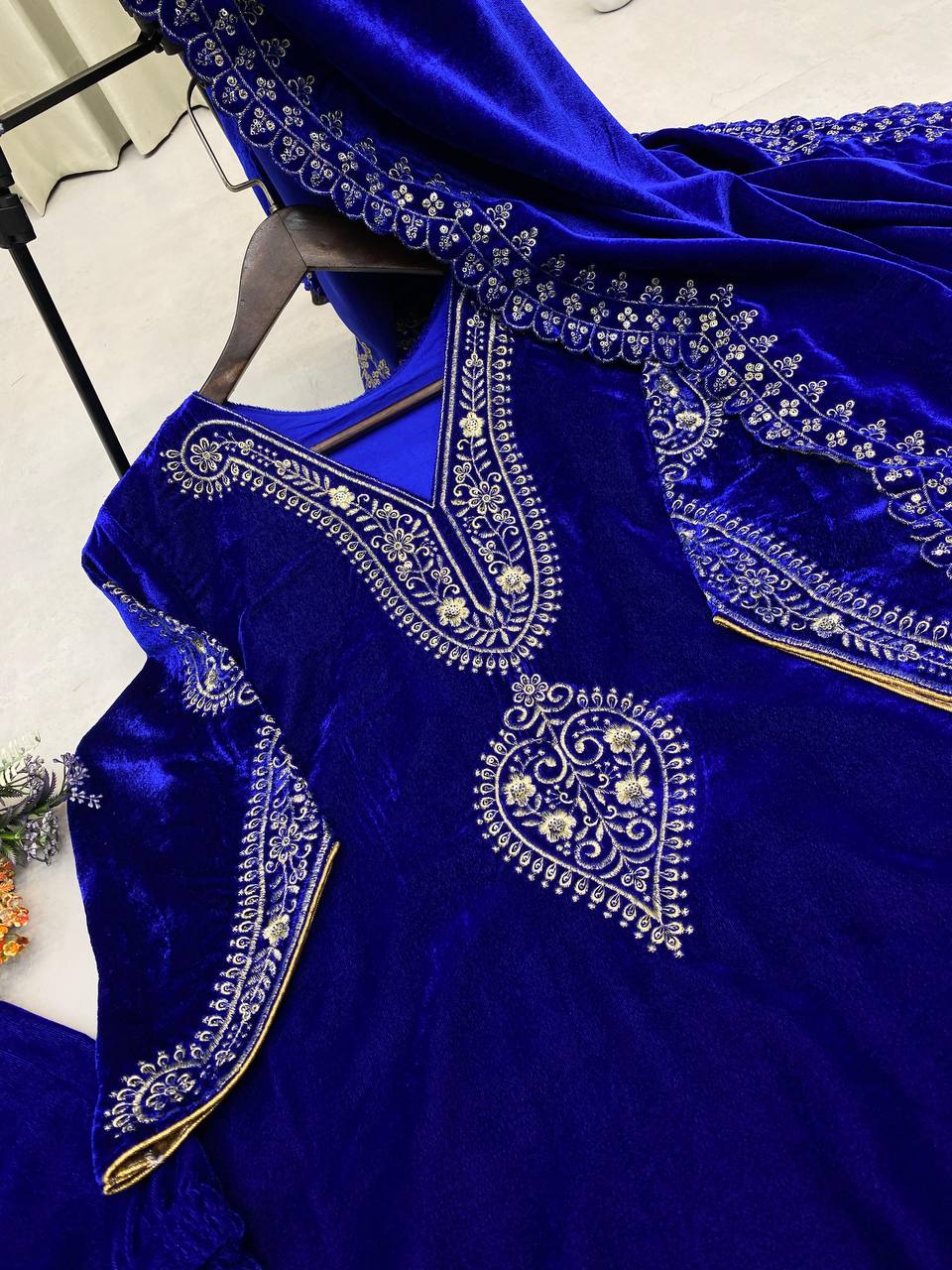 Festival Wear Velvet Blue Kurta Set
