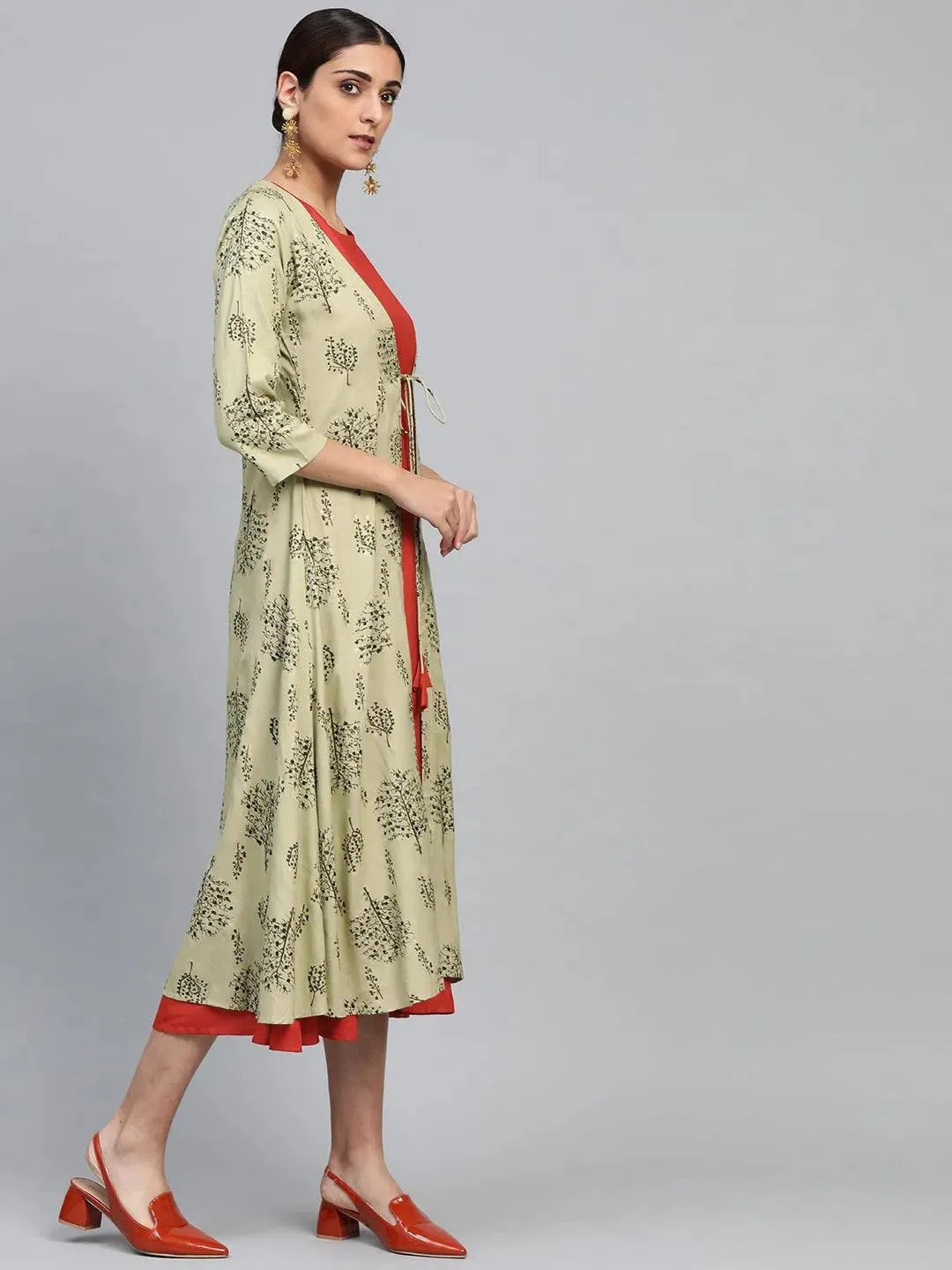 Red Solid Rayon Dress With Shrug by My Store