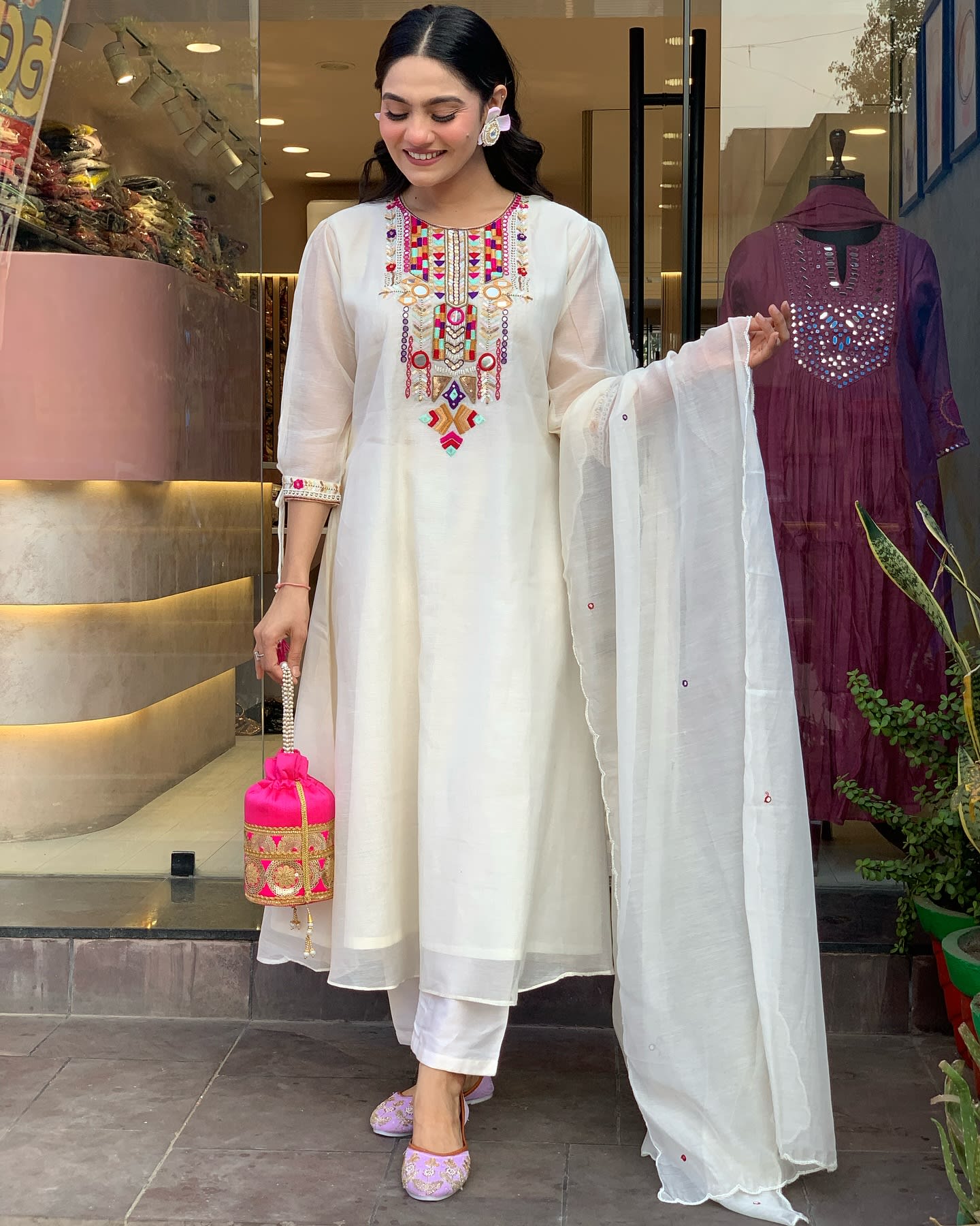 Exquisite Off-White Embroidered Kurta Set with Sheer Dupatta