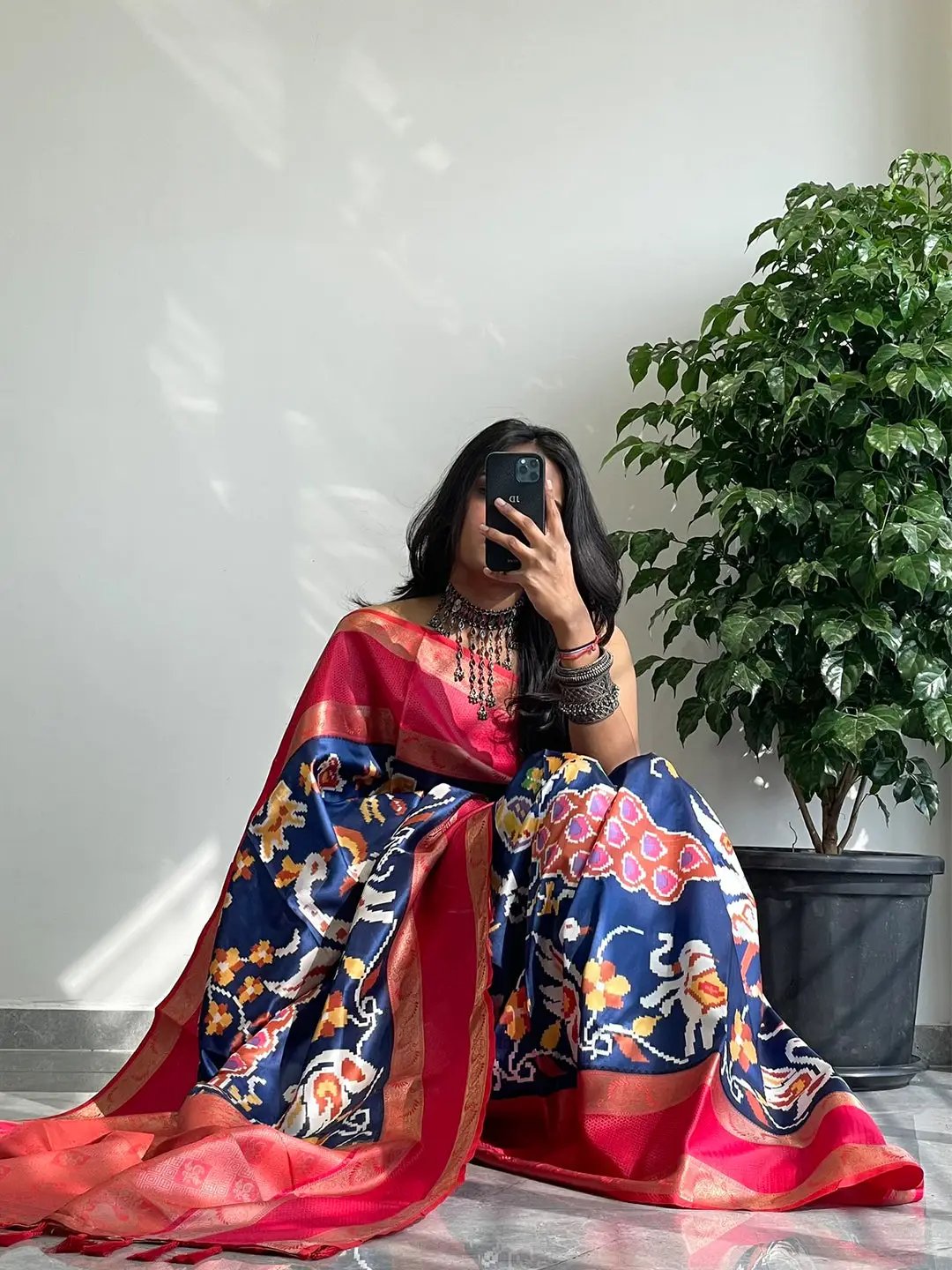 Attractive Soft Silk Gadwal Border Pochampally Print Saree