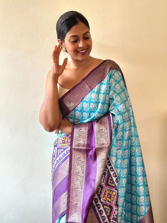 Gadwal Pattu Zari Weaving Soft Silk Saree by My Store