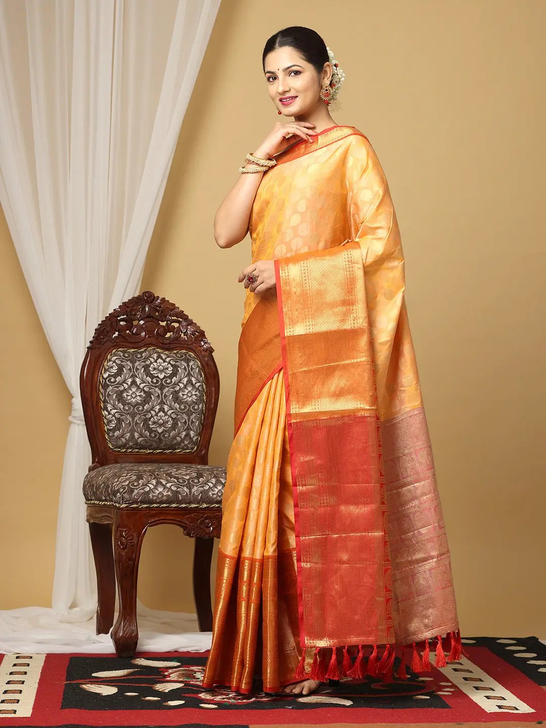 Banarasi Kanchi Pattu Polka Dots Festive Wear Saree