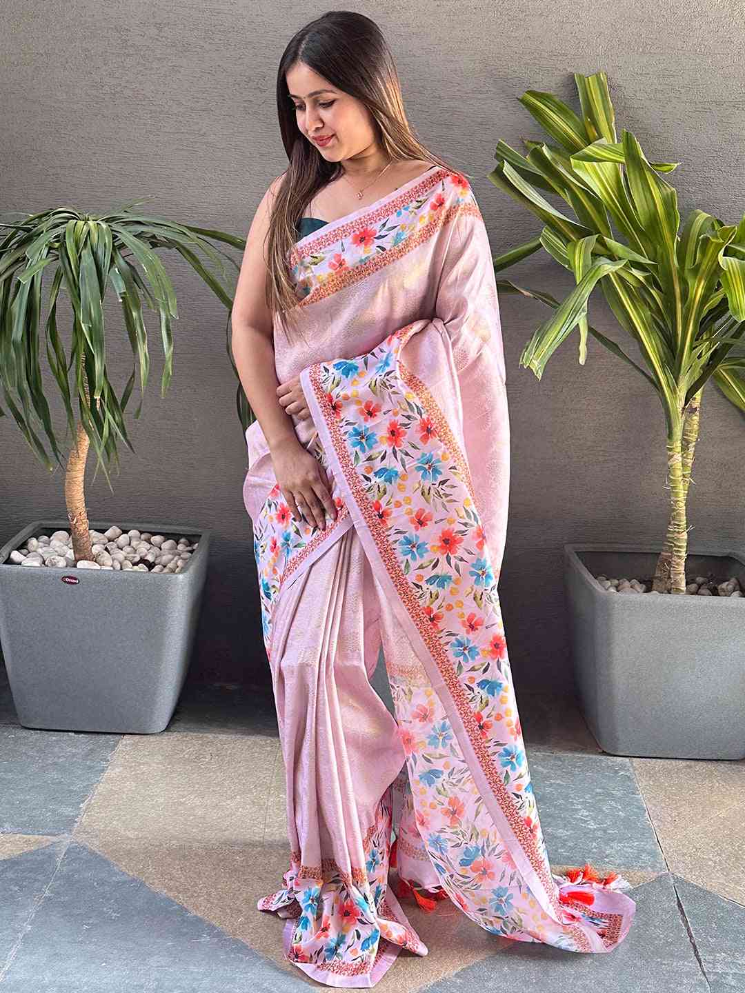 Light Pink Colour Kanjivaram Weaving Saree With Print by My Store