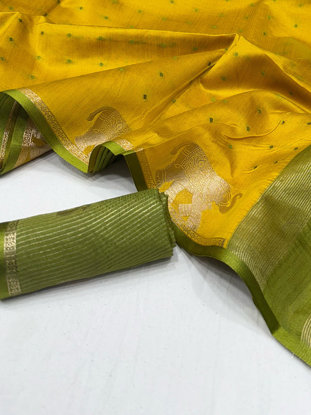 Yellow Pure Silk Bandhani Butti Saree