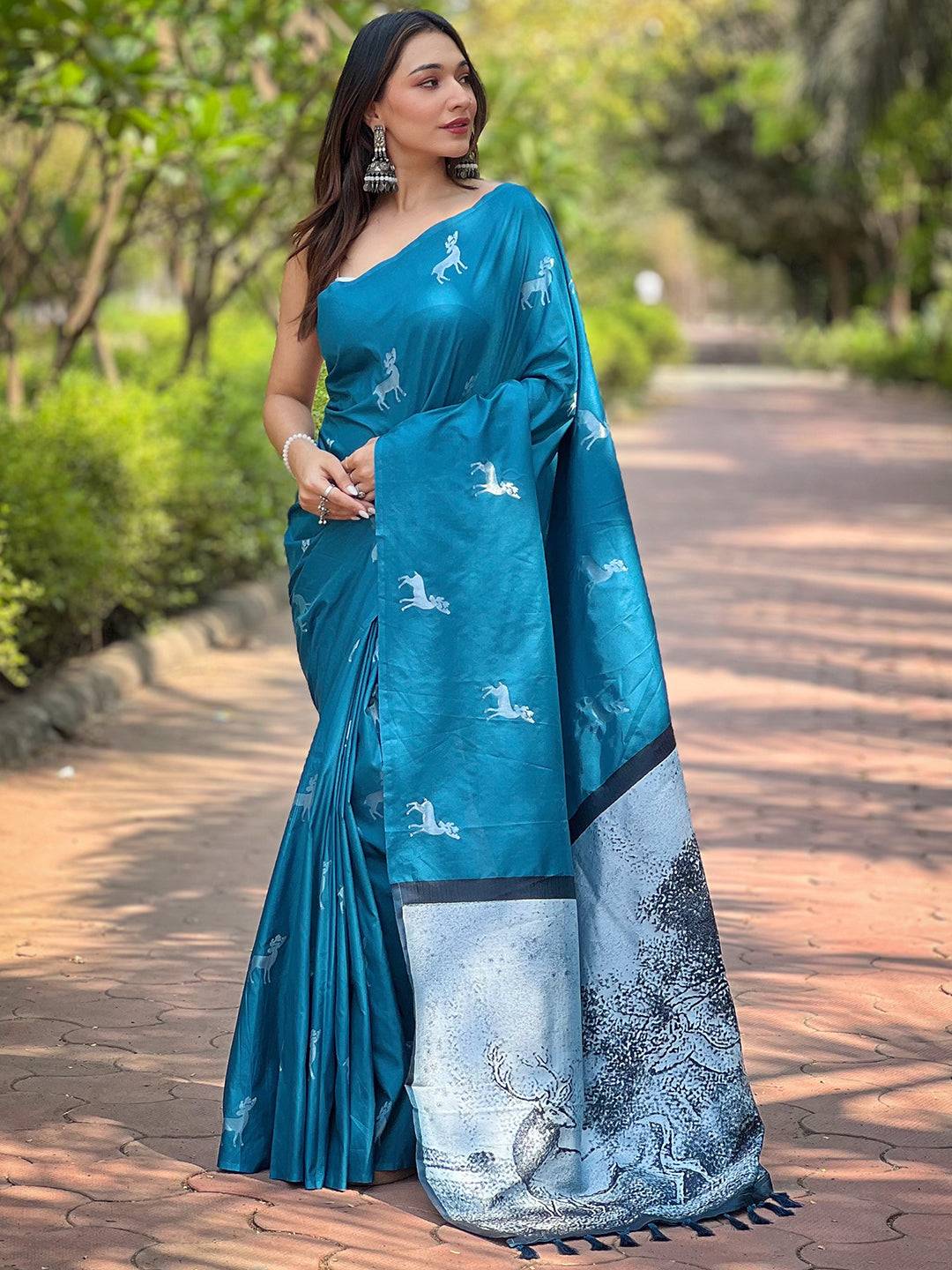 Rama Soft Silk Saree With Postar Weaving Zari Pallu by My Store