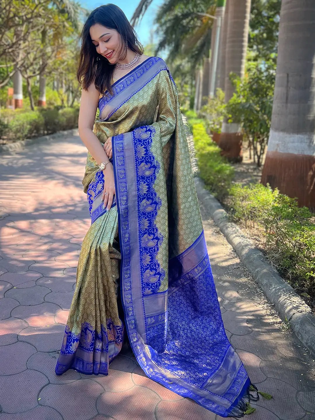 Bollywood One Gram Gold Tissue Kanjivaram Soft Silk Saree