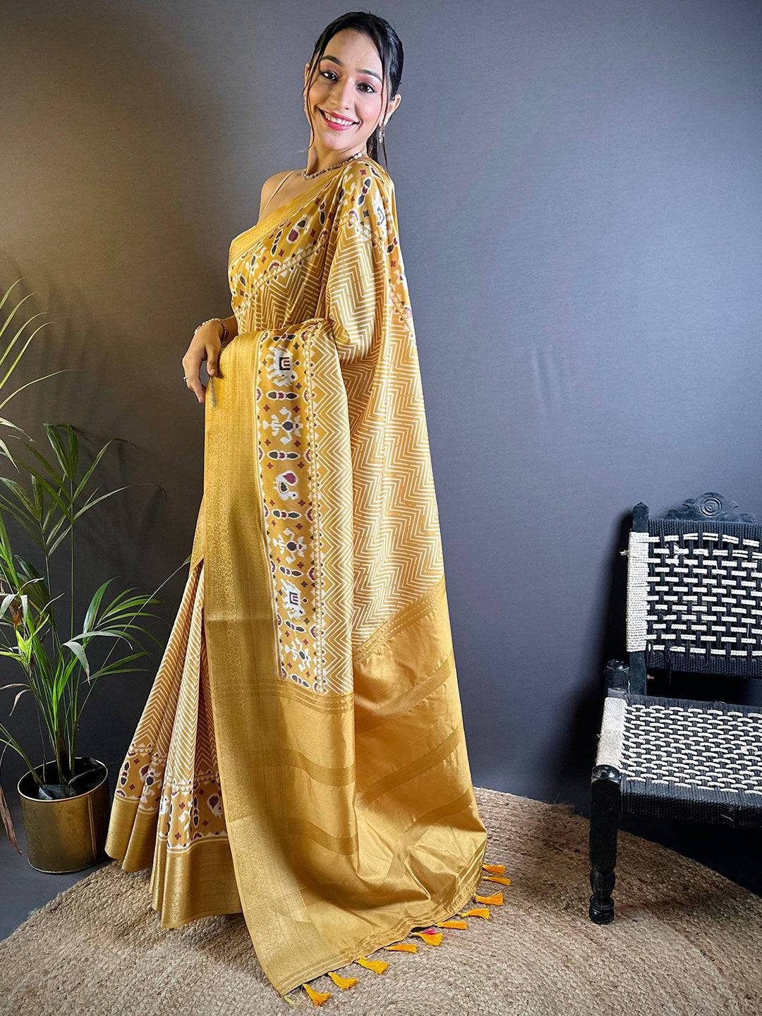 Lemon Yellow Zig Zag Kalamkari Kanchi Silk Saree by My Store