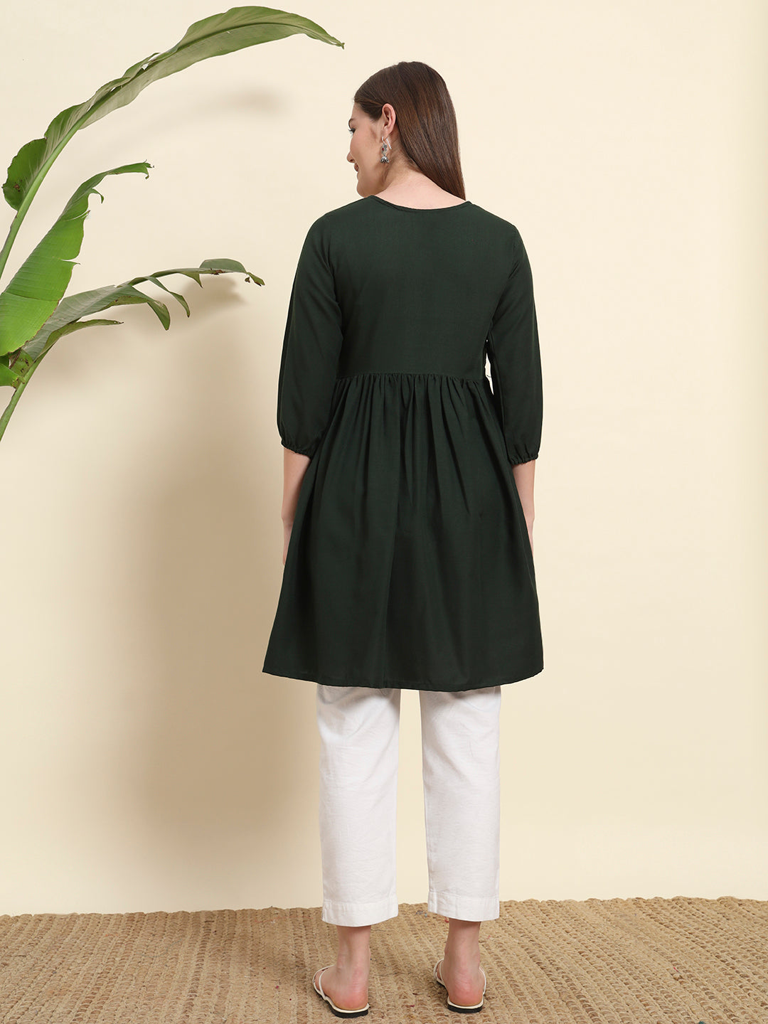 Chiknkari Green Short Kurti For Women