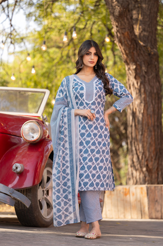 Ethenic Wear Blue Kurta Set